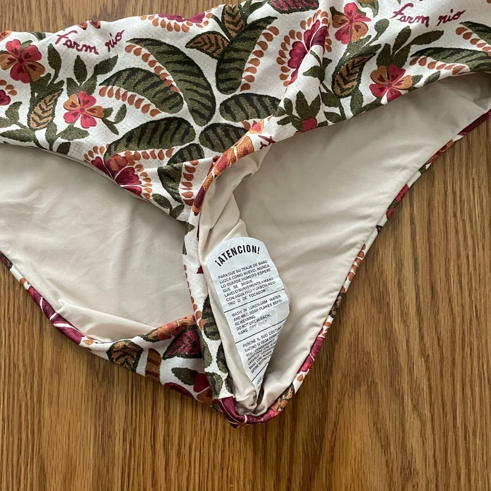 FARM Rio Ruffled bikini NWT - Picture 9 of 10